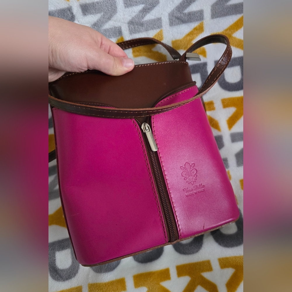 Vera Pelle Fuchsia Leather Crossbody with Brown Trim